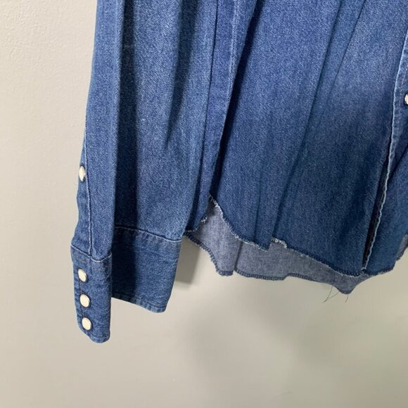 Vintage Wrangler pearl snap collared button front long sleeve denim jean shirt - Picture 2 of 9